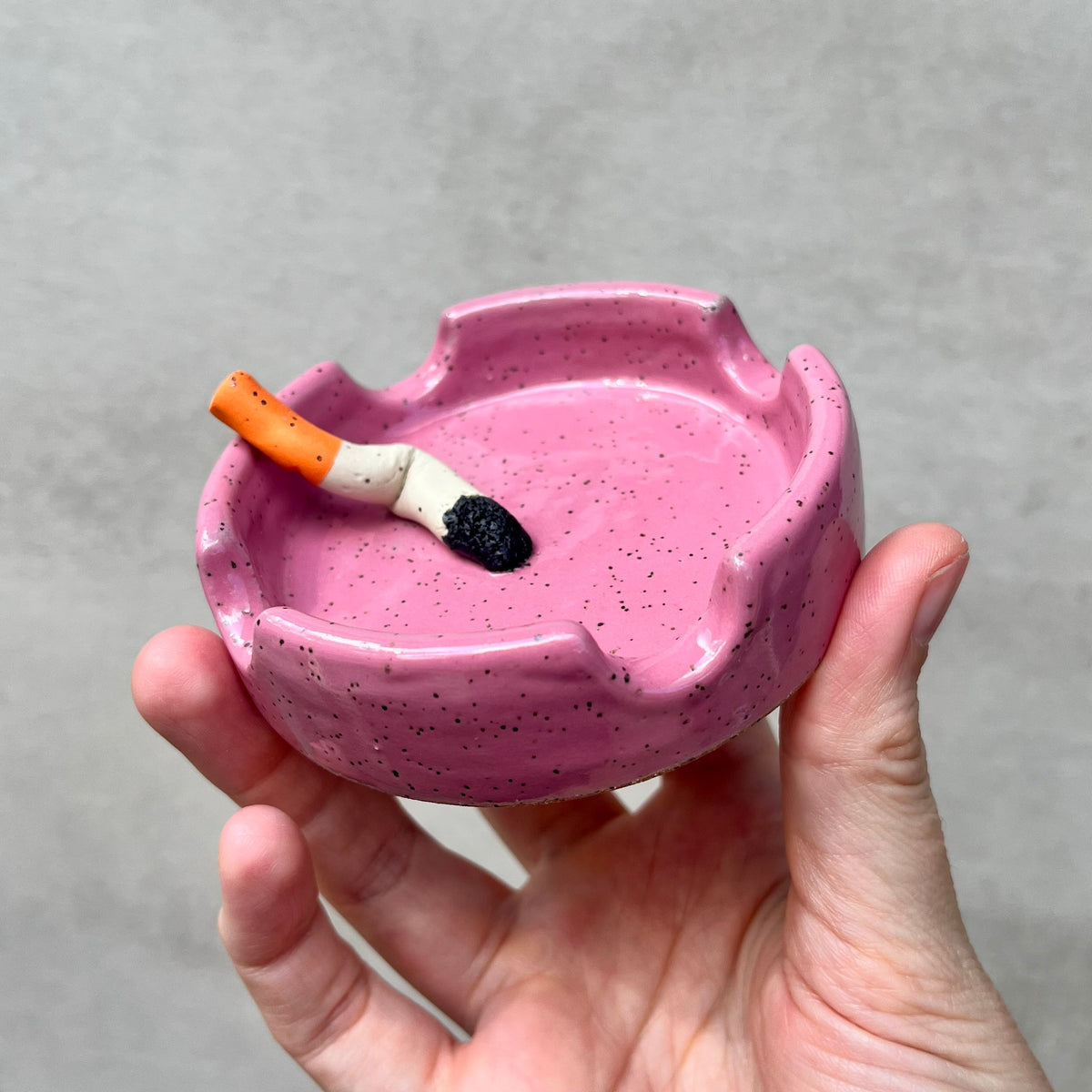 used ashtray 4