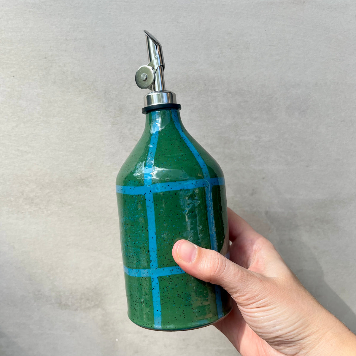 olive oil bottle 4