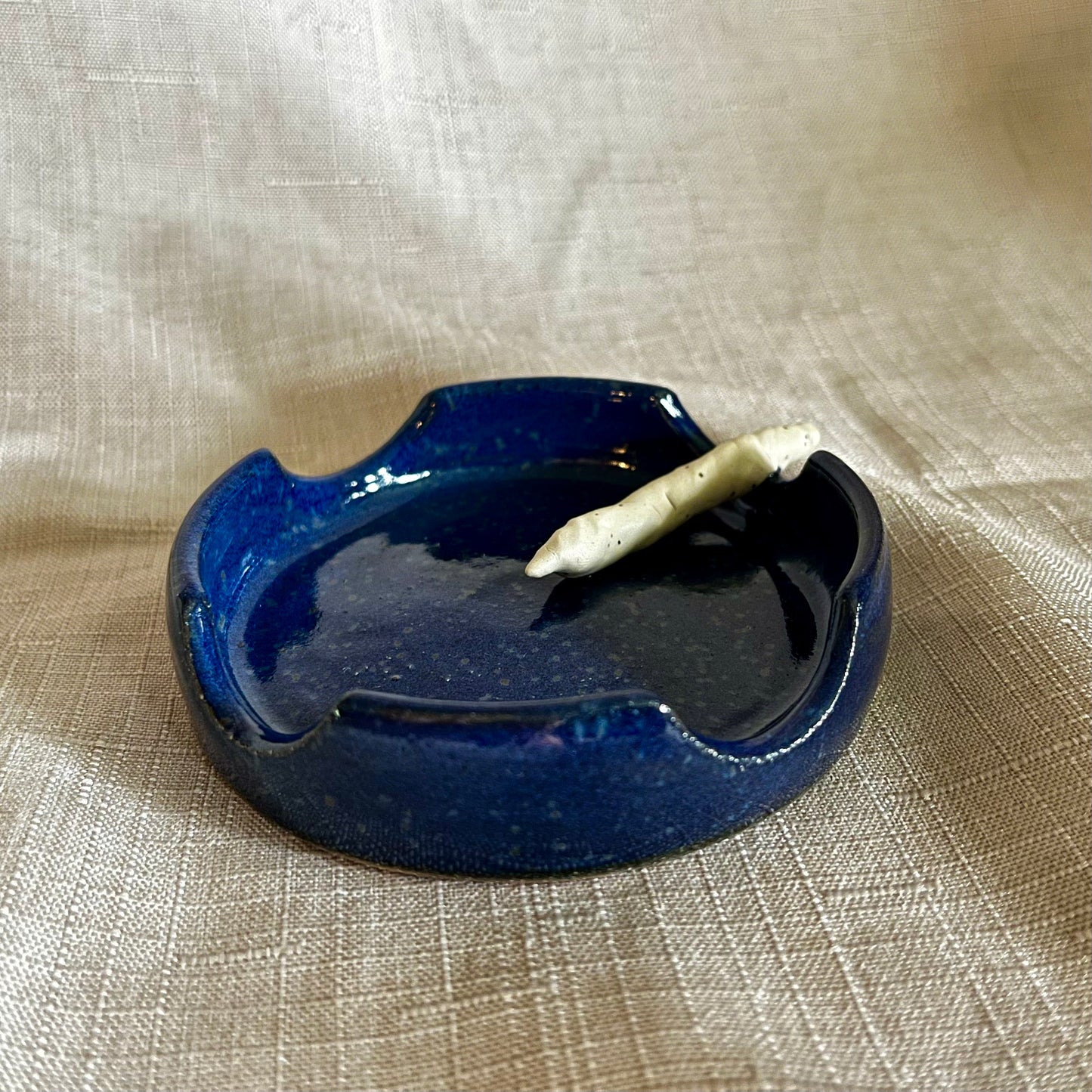 used ashtray - dark blue