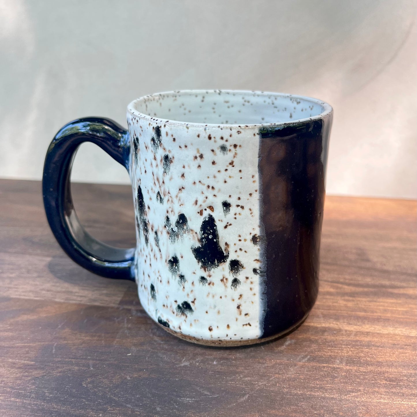 coffee mug - black/white spots 2